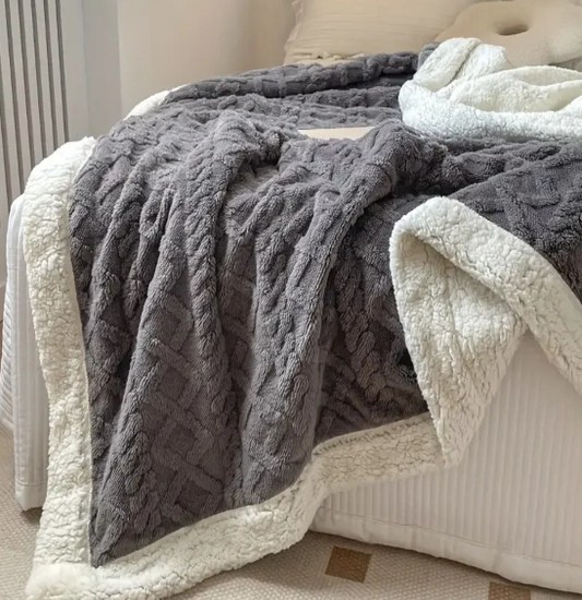 All-Season Sherpa Plush Throw Blanket™